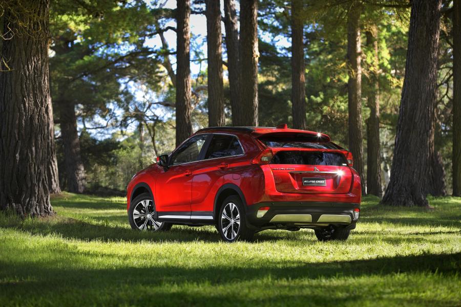  Mitsubishi Eclipse Cross Exceed 2018 года  (AU) (фото 11 из 17)